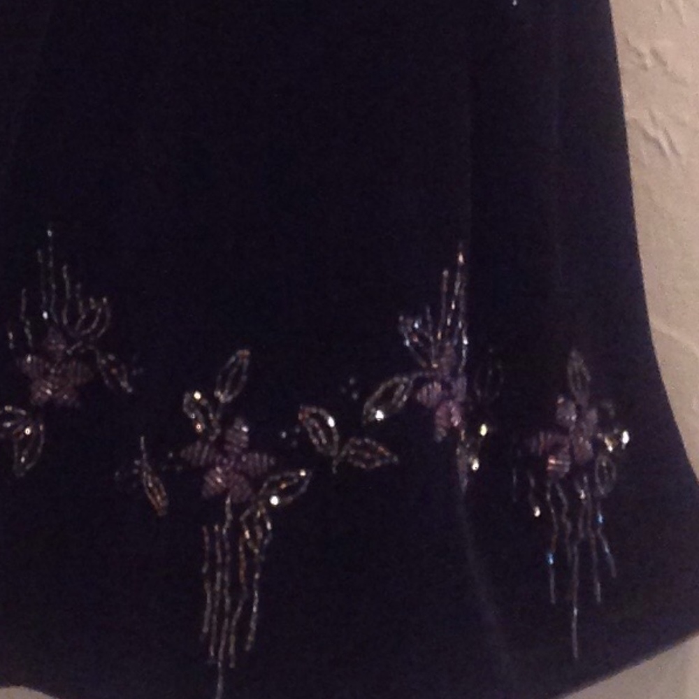 Halter top - Picture 2 of 2